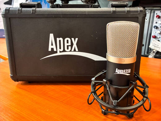 Store Special Product - Apex - Compact Studio Condenser Mic with Case - Black